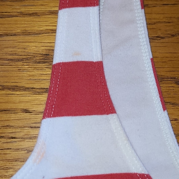 B1G1 Free Banana Republic Tank Top - Picture 2 of 4